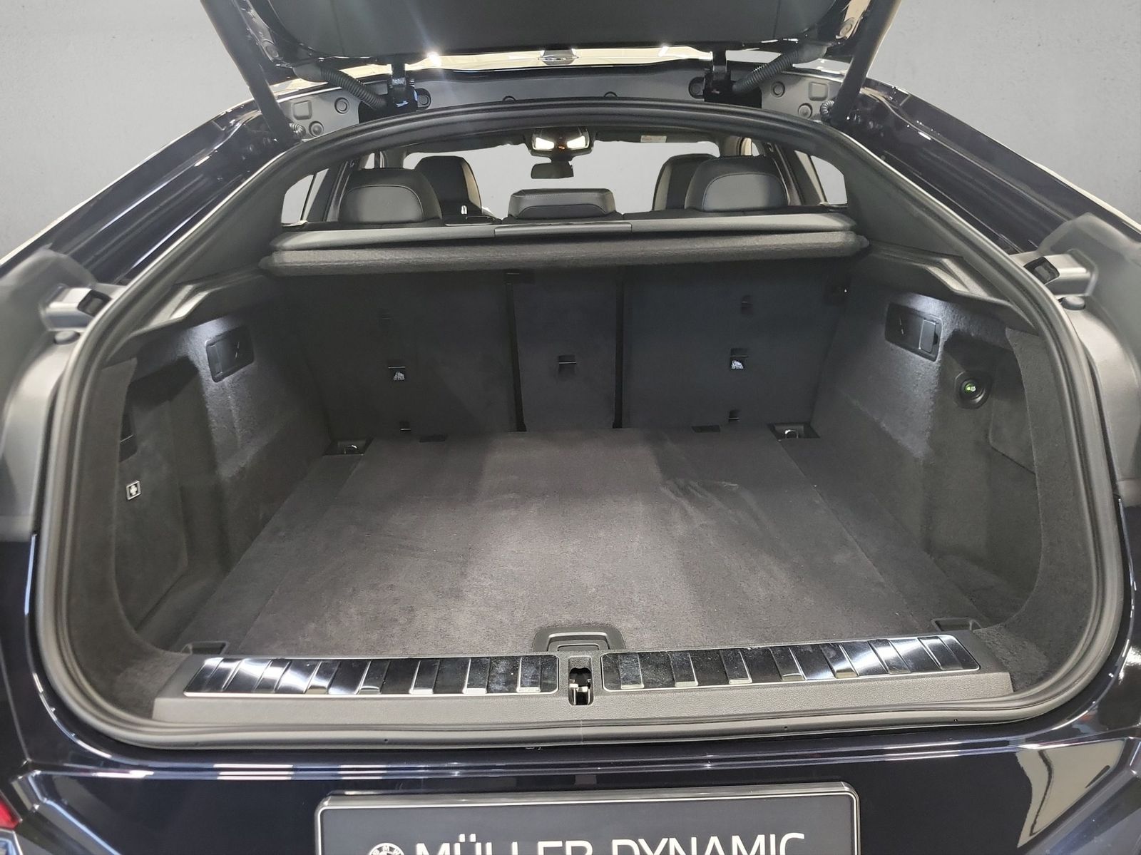 BMW X6 xDrive30d M Sport Pro AHK LED Harman Kardon K