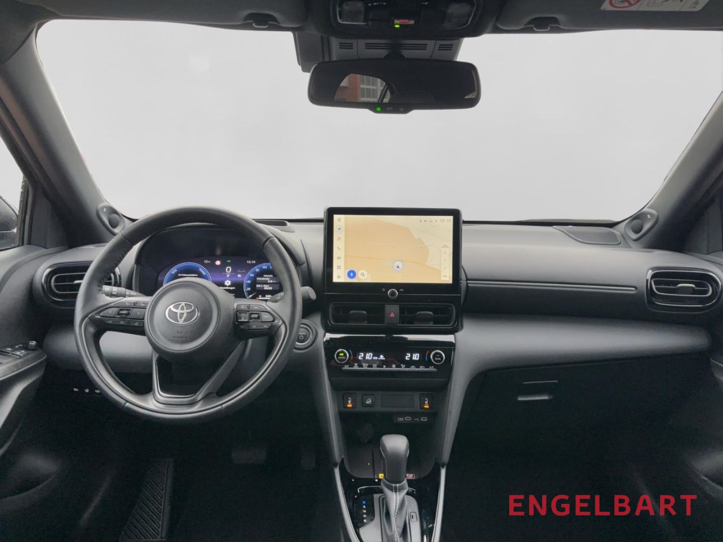 Toyota Yaris Cross Cross1,5-l Premiere Edition 4x4 HUD