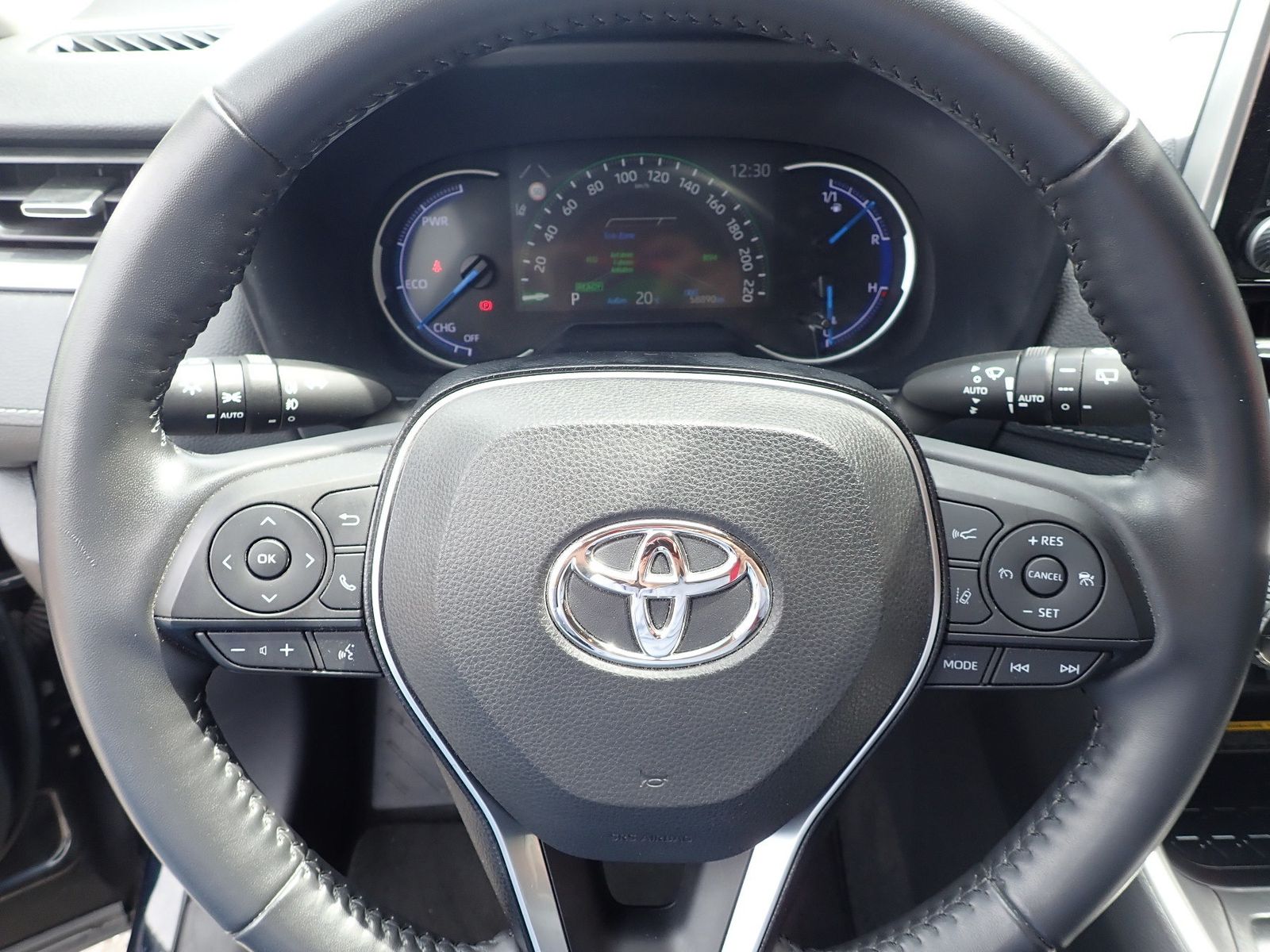 Toyota RAV 4 Hybrid - Samsaru's Car Outlet