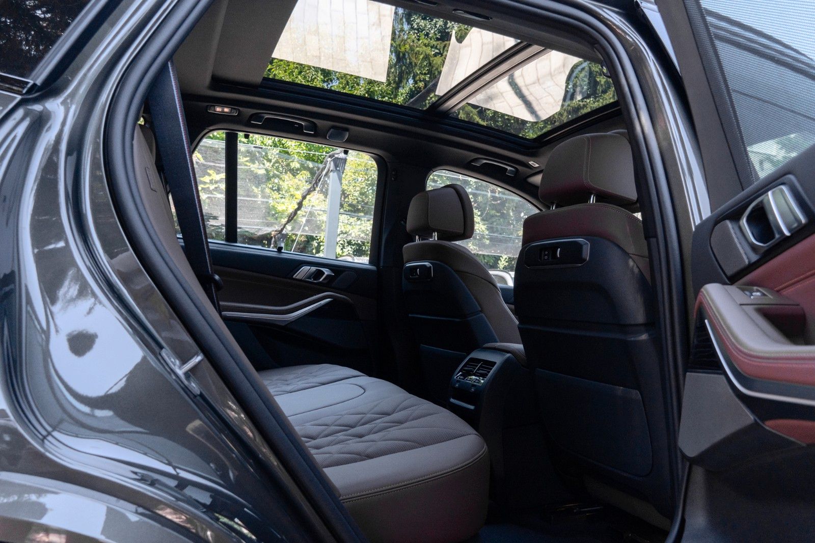 BMW X5 30d M SPORT.PANORAMA.LUFTFE.H/K.360°.AHK.22"