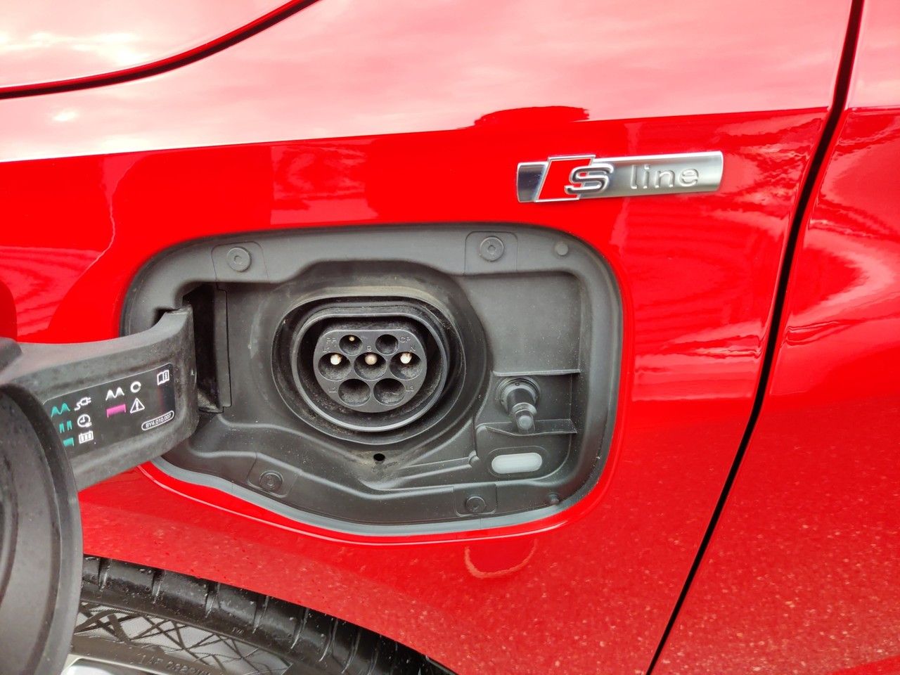 Audi A3 Sportback 40 TFSIe S tronic S line, AHK, LED