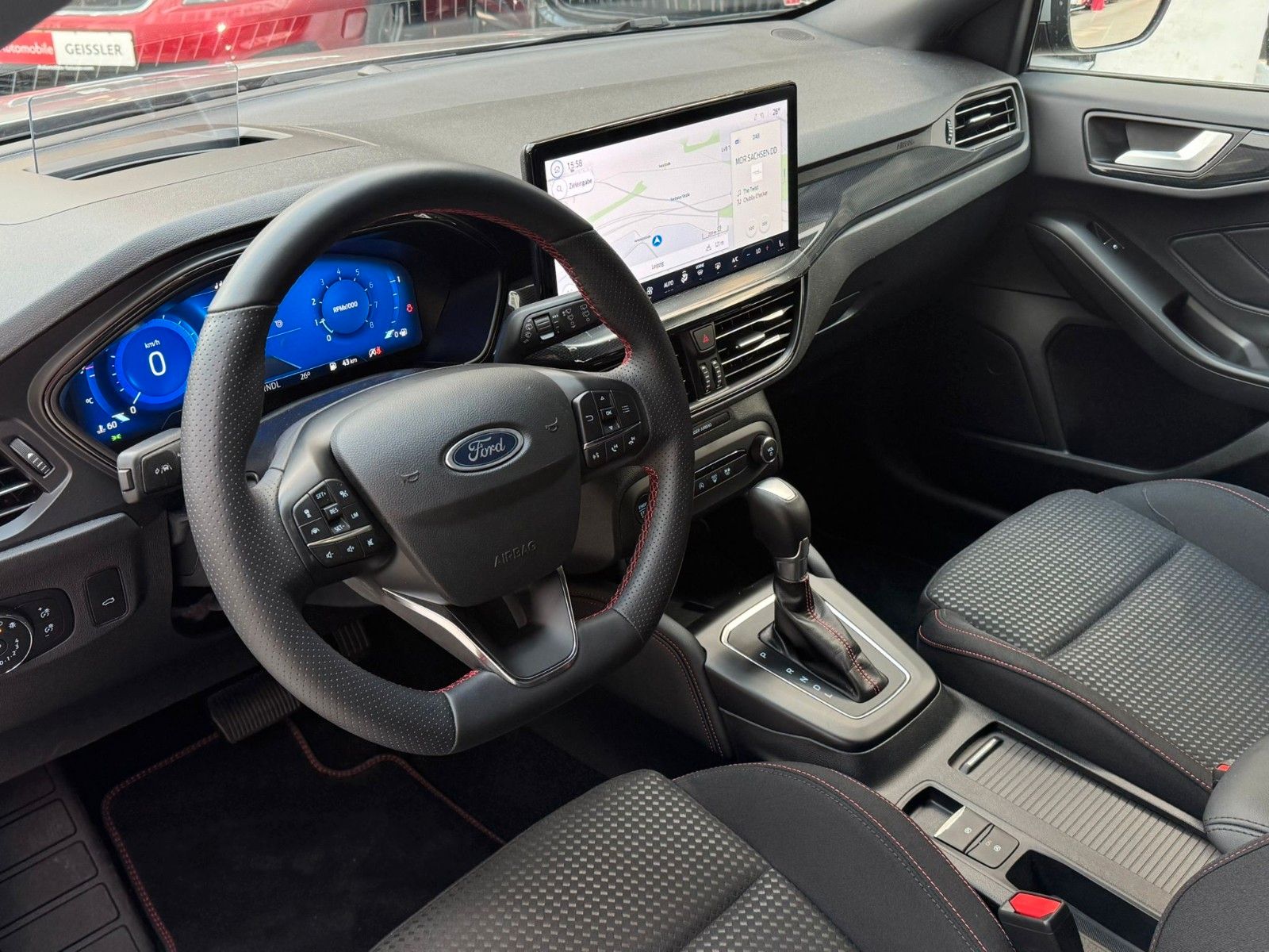 Ford Focus Turnier ST-Line X Automatik+Kamera+HUD