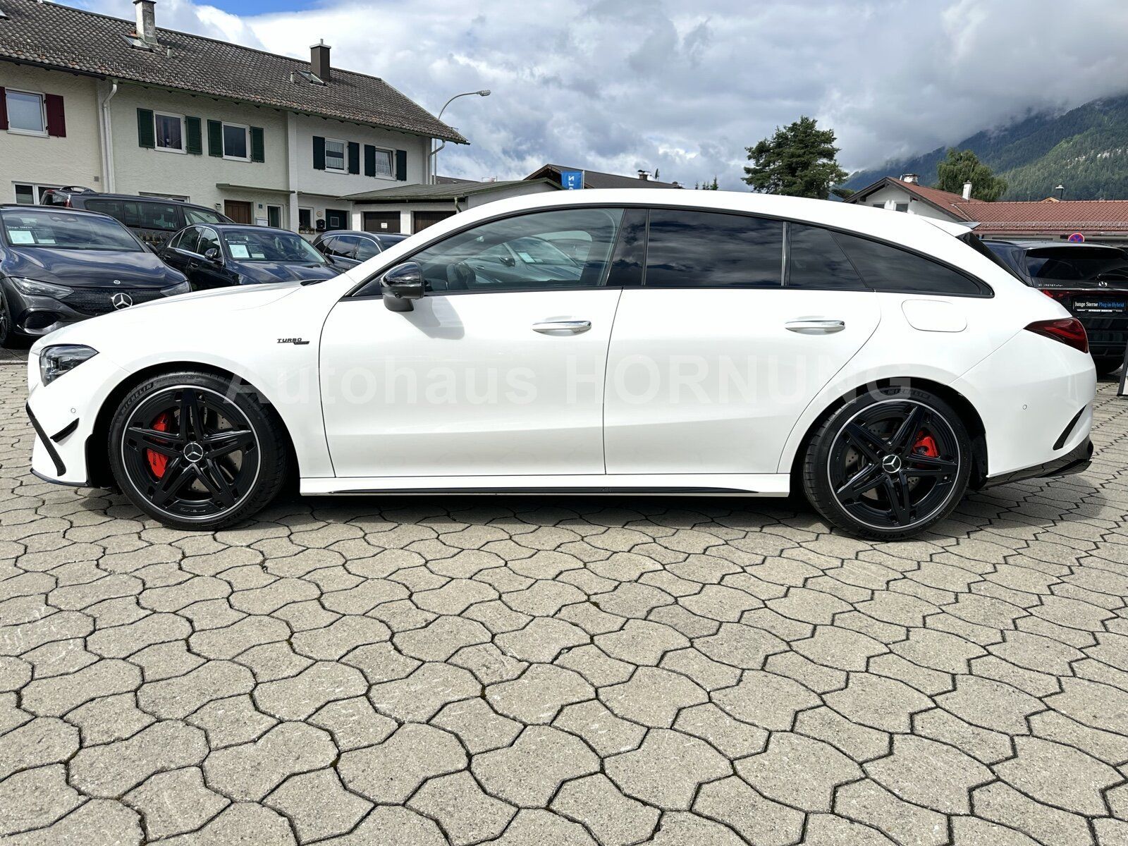 Mercedes-Benz CLA35 AMG 4M - Samsaru's Car Outlet