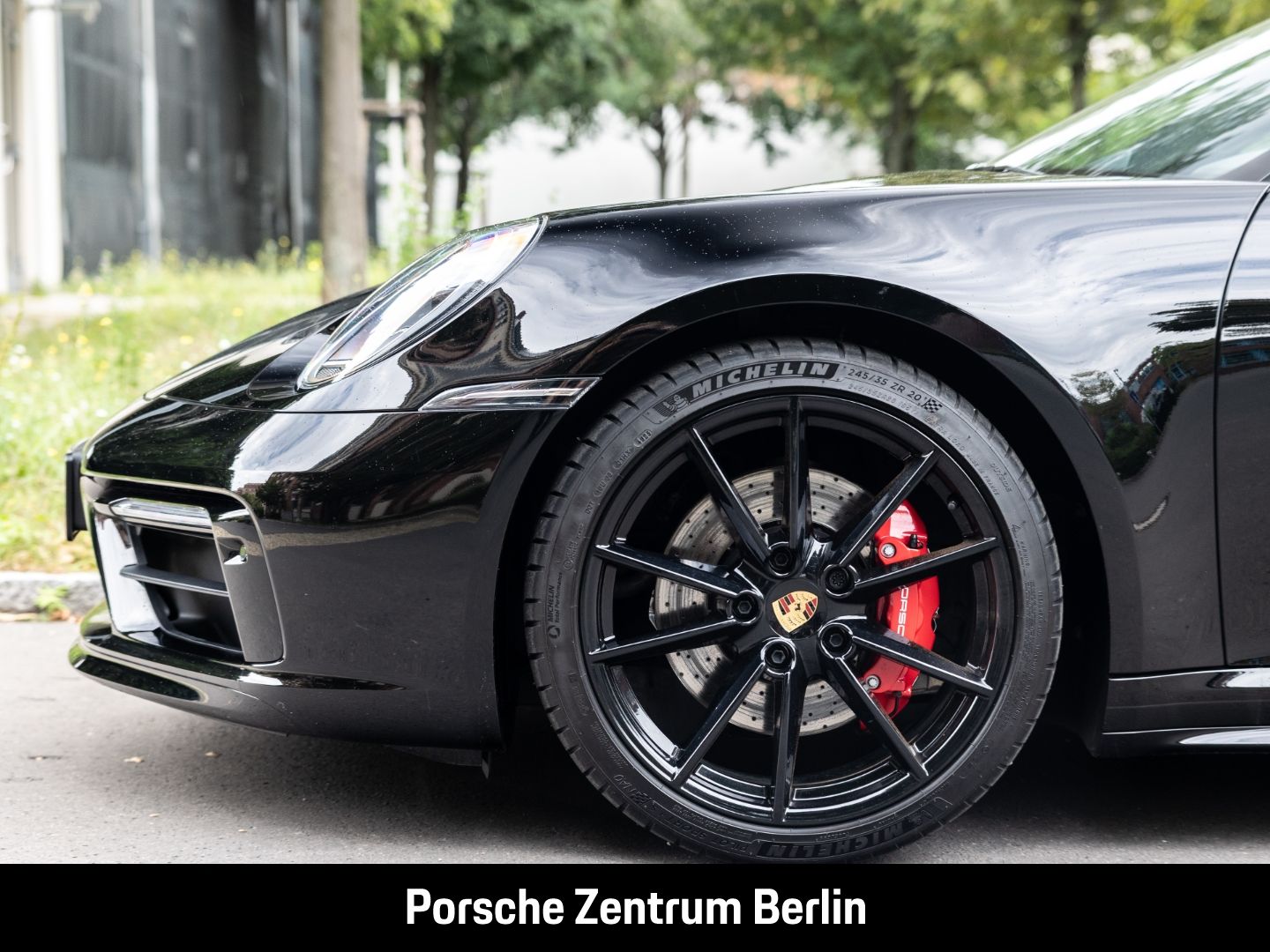 Porsche 992 911 Targa 4S BOSE Sportabgas SportDesign LED