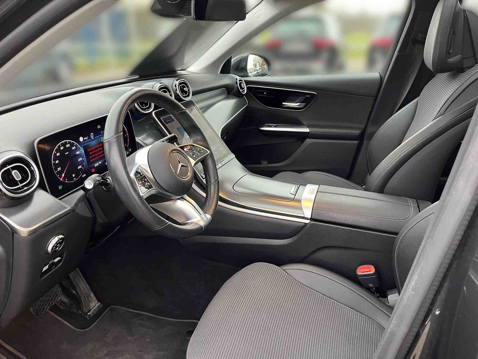 Mercedes-Benz GLC 220 d 4M Avantgarde+Pano+Distr+AHK+DIGITAL
