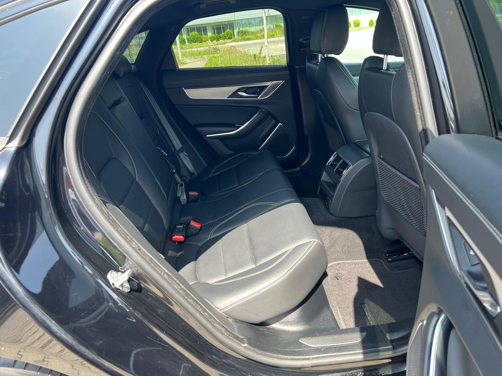 Jaguar XF D200 R-Dynamic S Aut. Navi+Led+Leder+Shz
