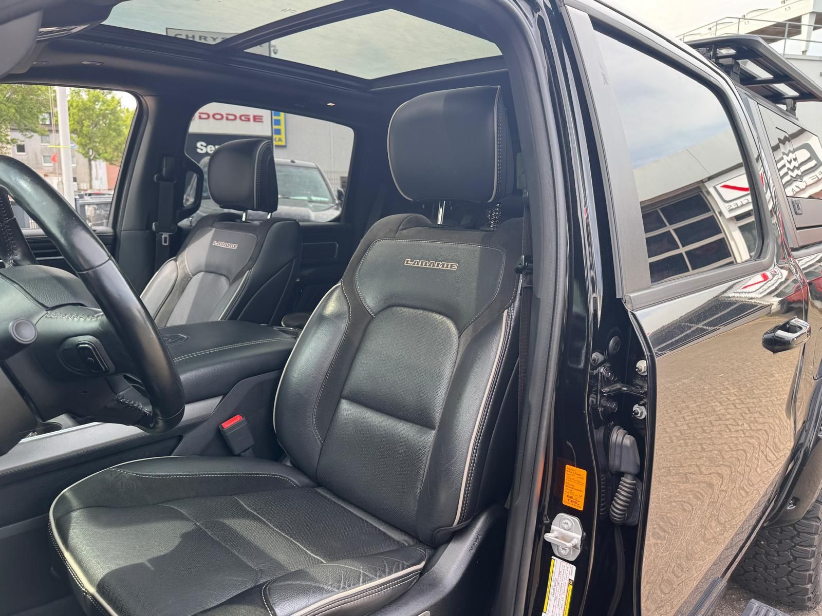 Dodge RAM 5.7 V8 Laramie Night Umbau +LPG +teilb. Heck