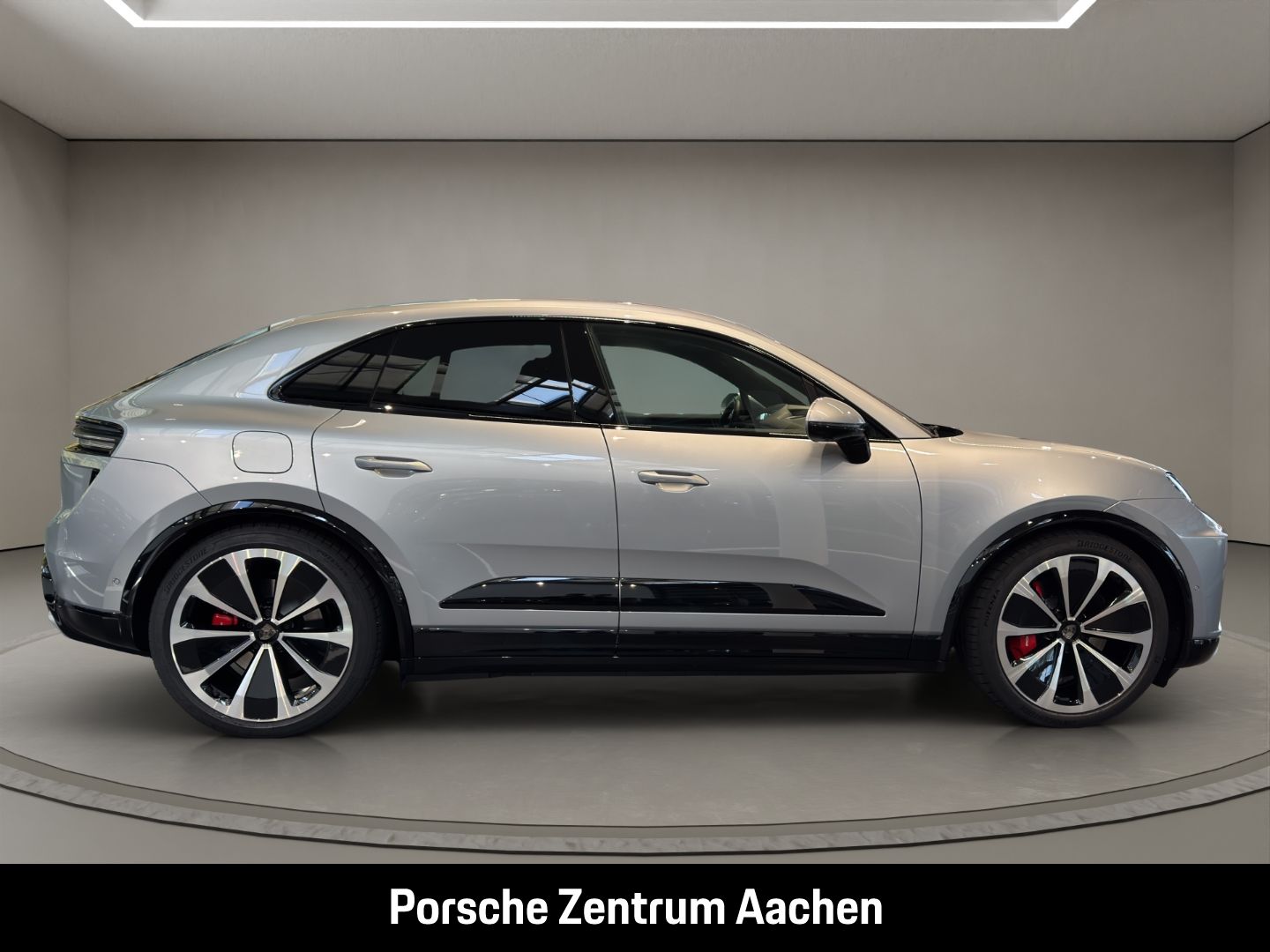 Porsche Macan Turbo BOSE InnoDrive Panorama LED-Matrix