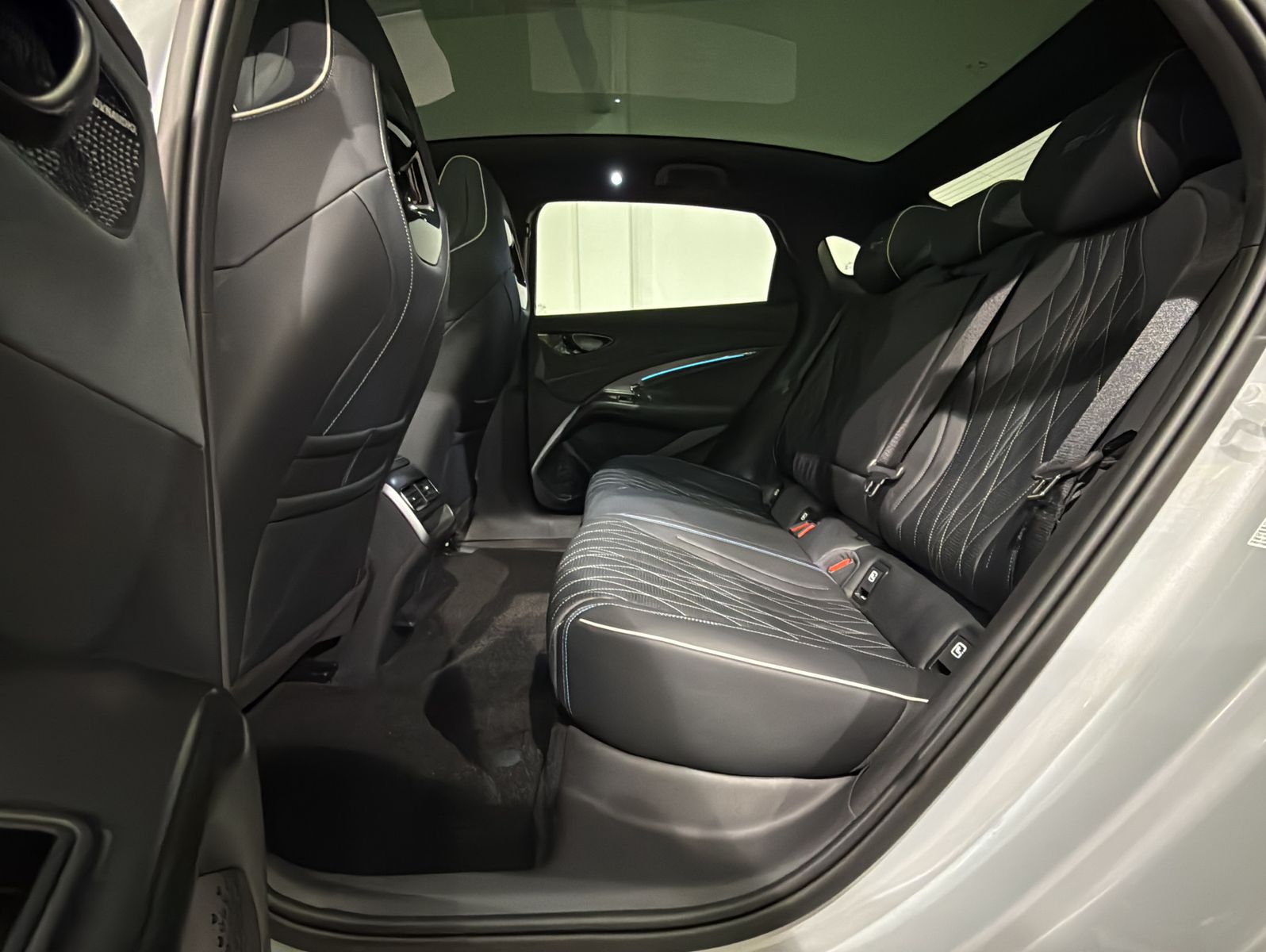 BYD Seal Design RWD PANO | 360° | SHZ | ACC | LM 19"