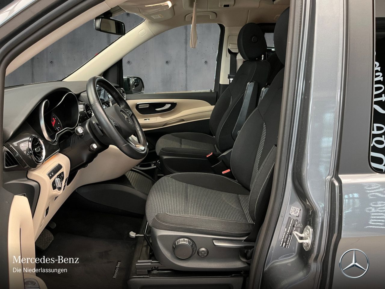 Mercedes-Benz V-Klass Marco Polo 300 d EDITION - Samsaru's Car Outlet