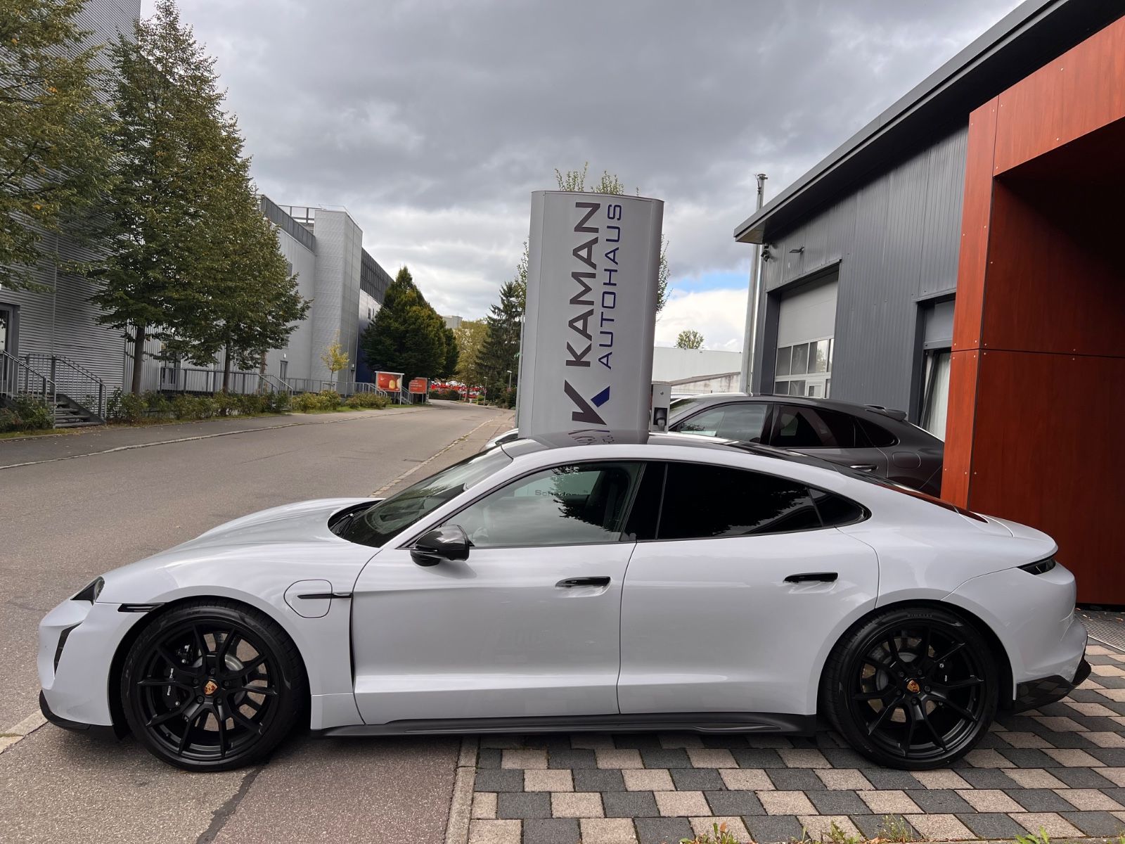 Porsche Taycan GTS #SPORT DESIGN CARBON! PDCC! PSCB 21"!