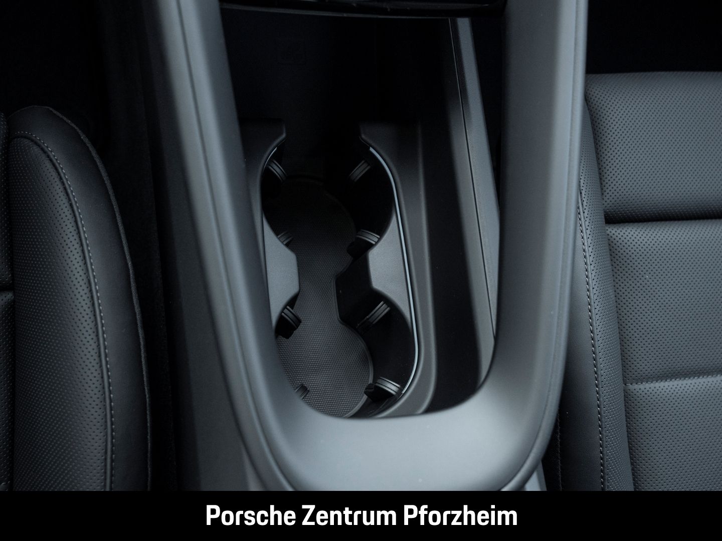Porsche Macan 4S InnoDrive Surround-View LED-Matrix