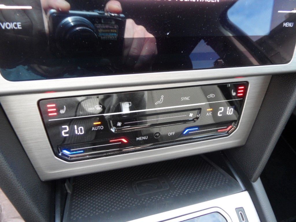 Volkswagen Passat 2.0 TDI SCR DSG - Samsaru's Car Outlet