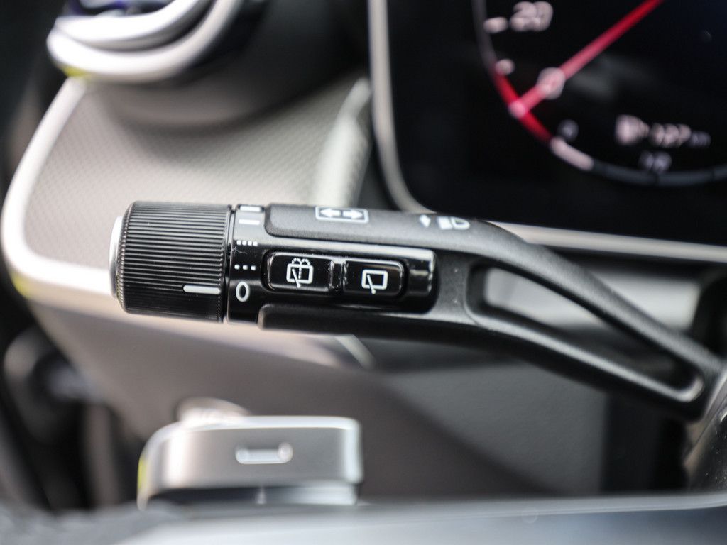 Mercedes-Benz GLC 220 d 4M Edition AMG Line AHK Abstandstemp.
