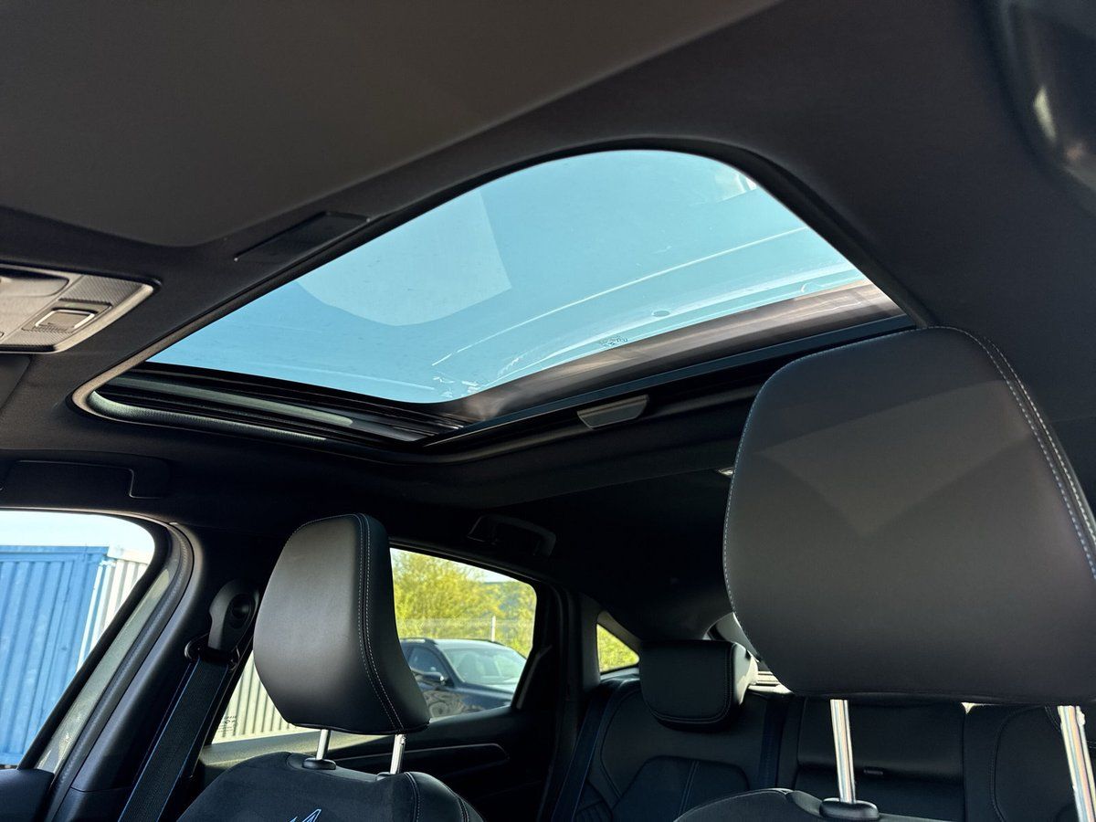 Renault Arkana Esprit Alpine 160 EDC - Samsaru's Car Outlet