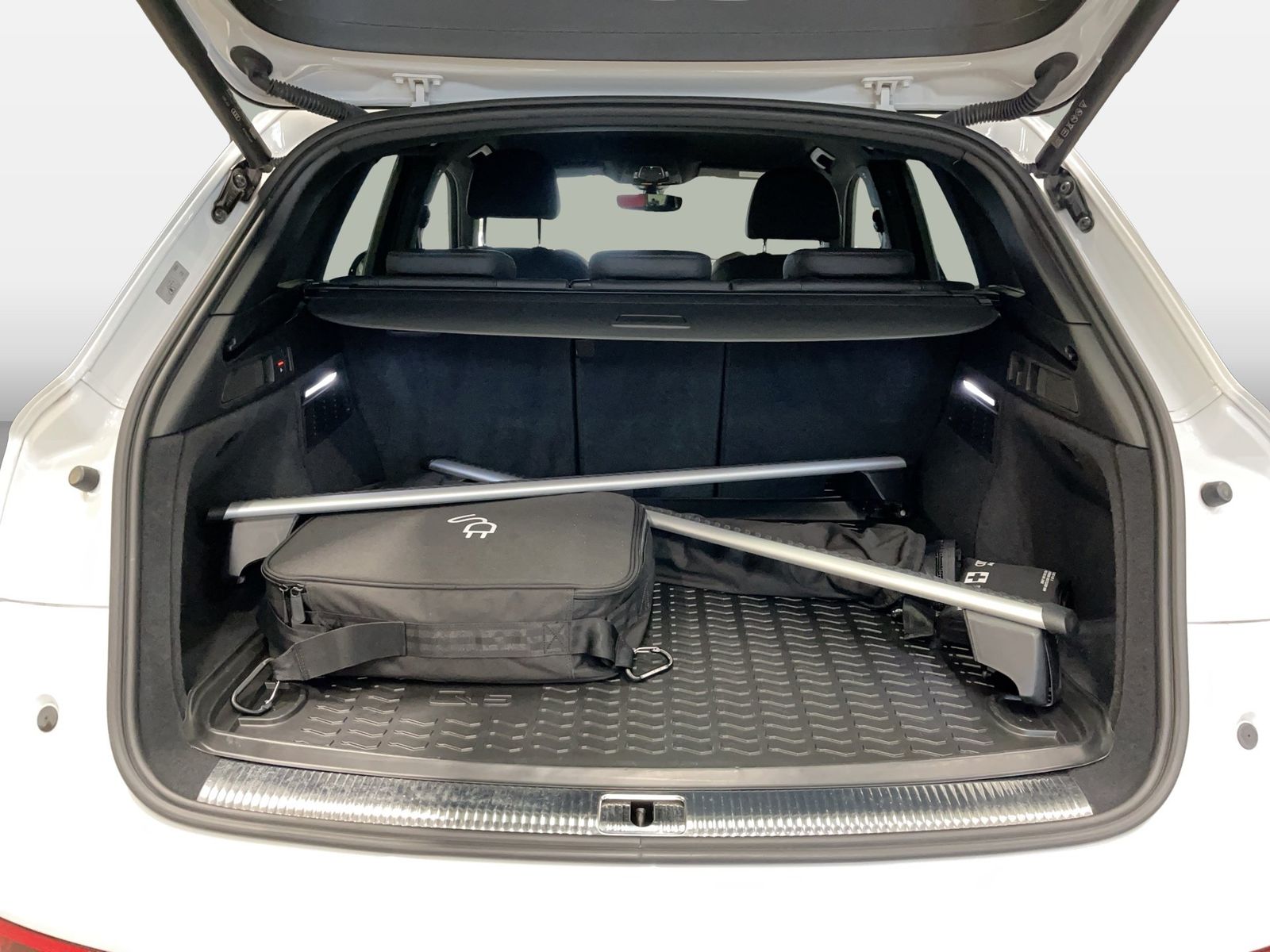 Audi Q5 50 TFSI e quattro S tronic S line ACC AHK AUT