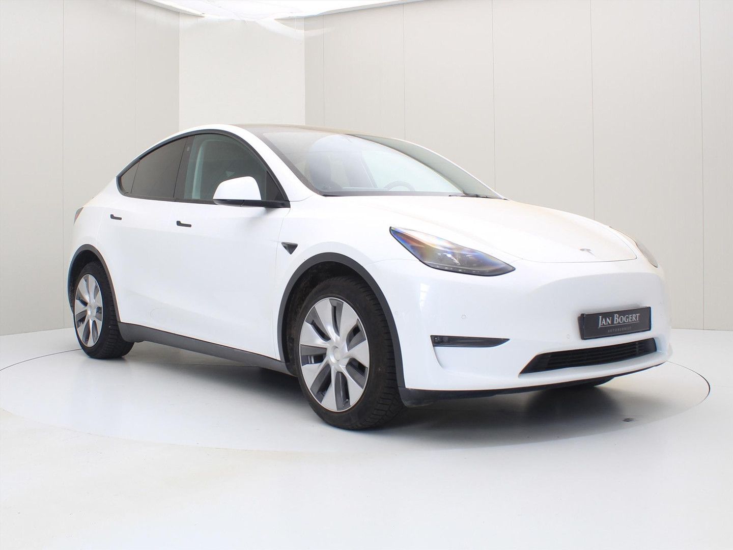 Tesla Model Y Long Range AWD 75kWh 351pk AMD RYZEN [ T