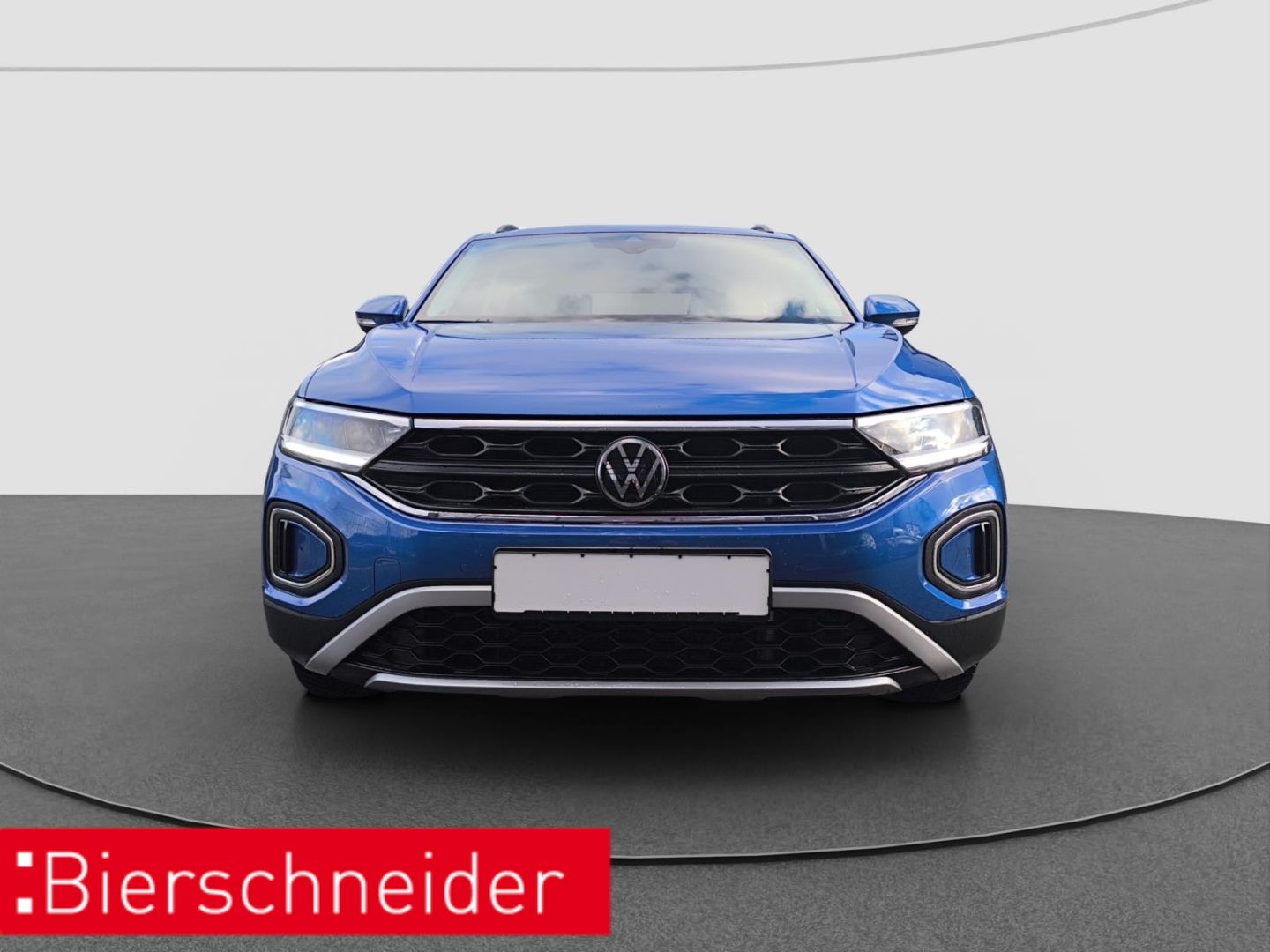 Volkswagen T-Roc 1.0 TSI - Samsaru's Car Outlet