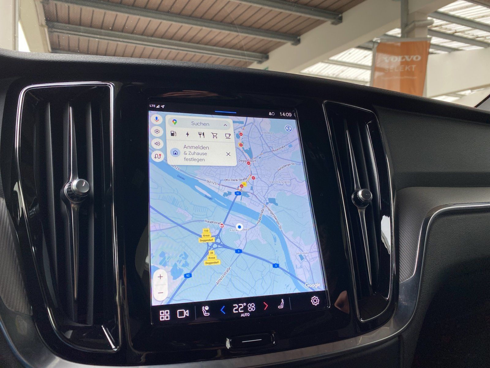 Volvo V60 T8 Plus Bright AHK*SHZ vo+hi*AWD*StHzg*