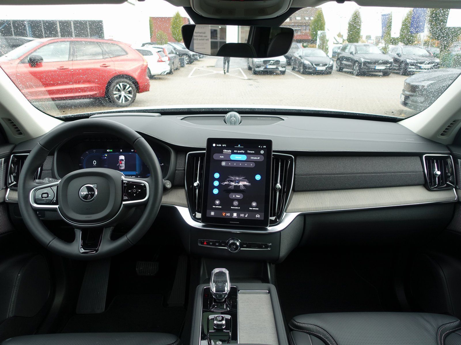Volvo XC90 Plus Dark T8 AWD B&W/HUD/PANO/FOUR-C/360°