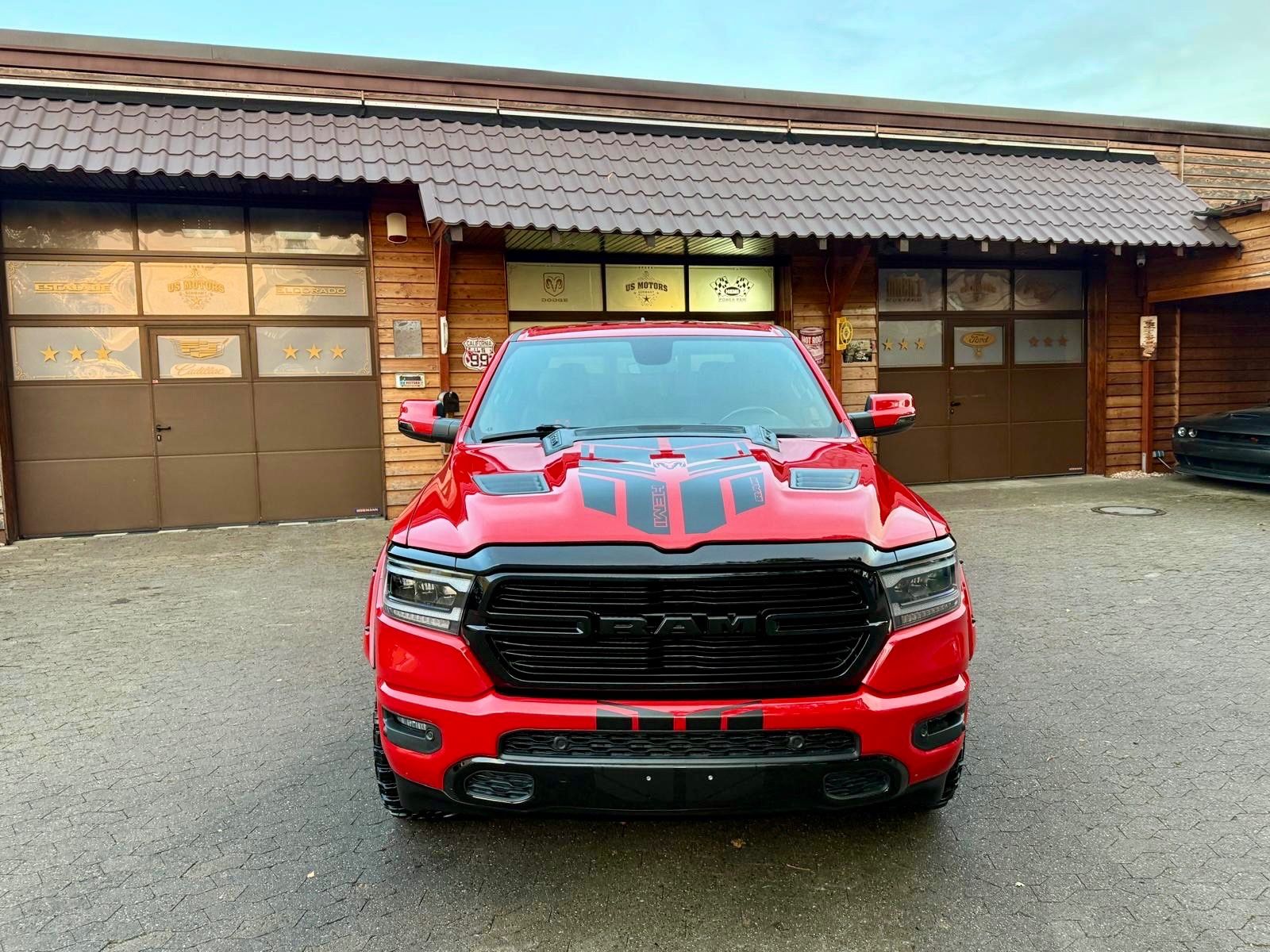 Dodge V8*SPORT*LIFT*4X4*AHK*LED*OFFROAD*NAVI*GARANTIE