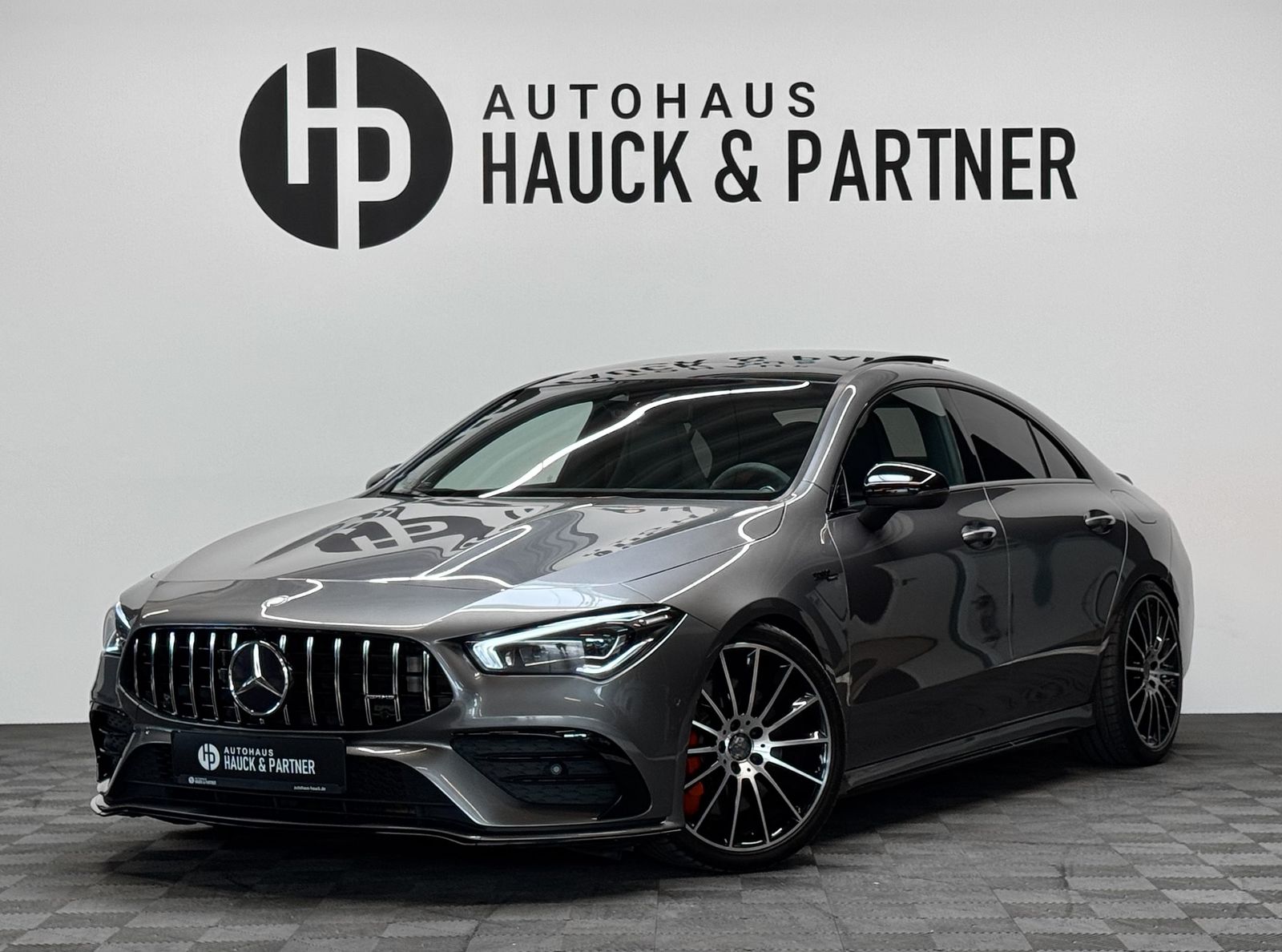 Mercedes-Benz CLA 35 AMG 4M - Samsaru's Car Outlet