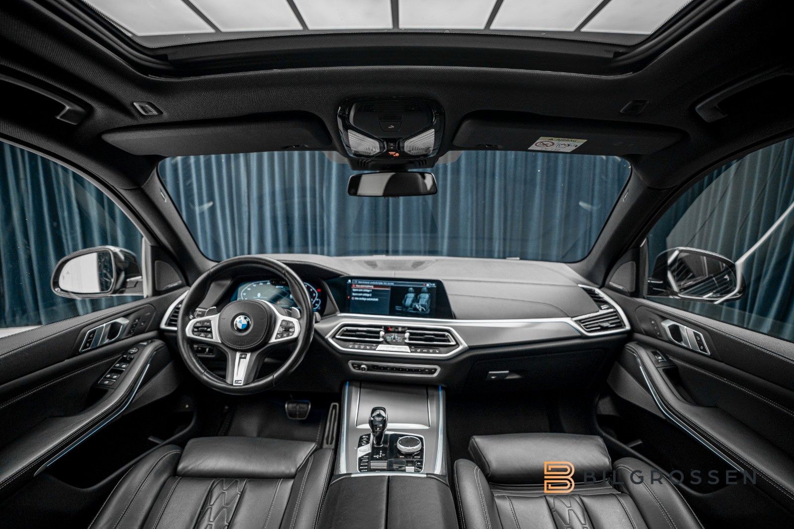BMW X5 xDrive45e M Sport Pano H/K HUD Tow 360° ACC