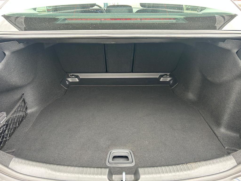 Mercedes-Benz C 180 AMG - Samsaru's Car Outlet