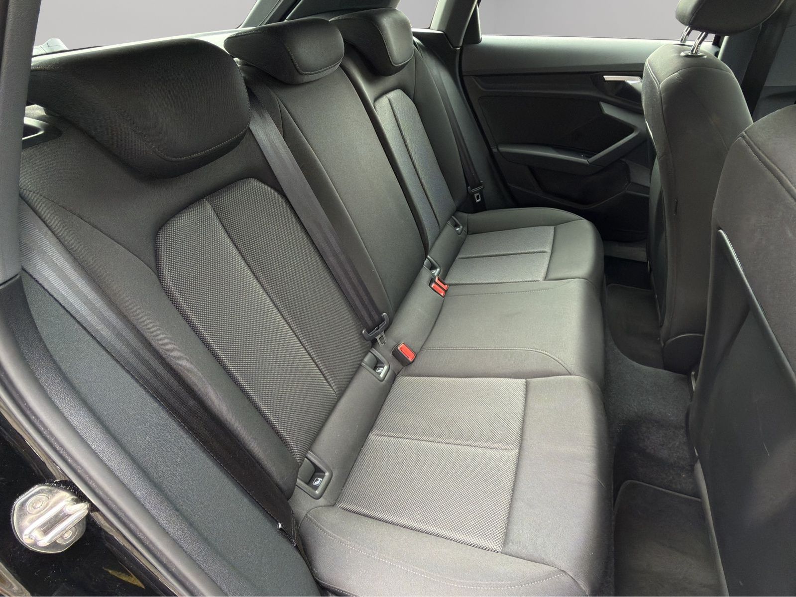 Audi A3 Sportback 40 TFSI e S-tronic NAVI+LED+PANO+SI