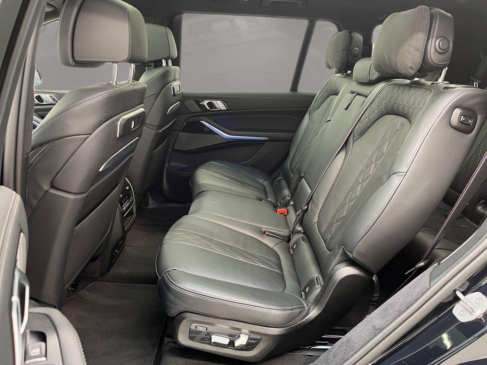 BMW X7 xDrive40d M Sport Standheizung Massage AHK