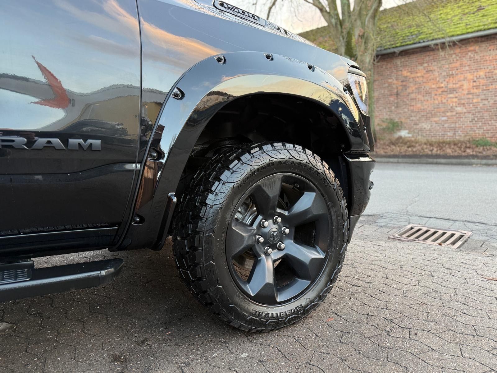 Dodge LPG*PANO*HARDTOP*OFFROAD*LIFT*NAVI*AHK*GARANTIE*