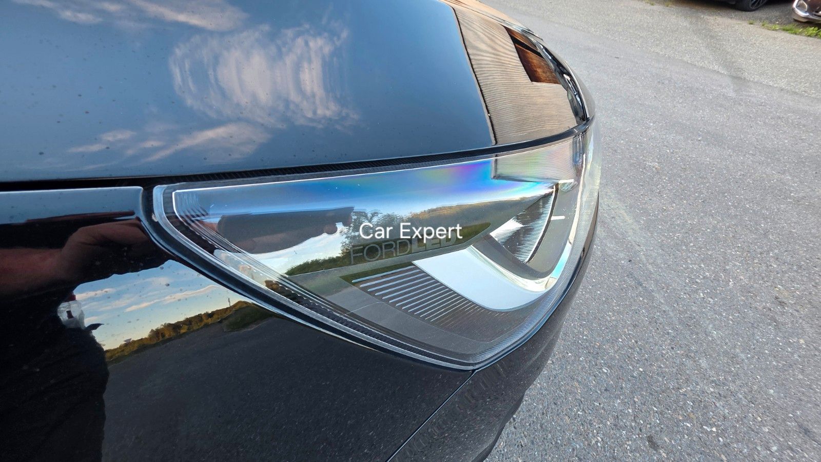 Ford Focus TurnierTitanium,1Hand,8xAlu,Scheckheft,LED