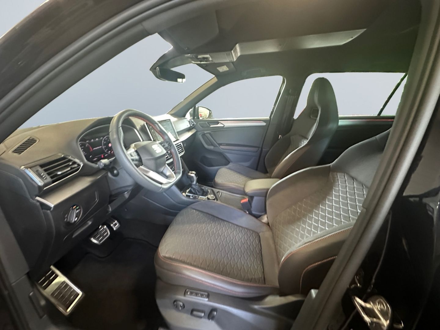 Seat Tarraco 2.0 TDI DSG FR *LED*20''*AHK*DCC*4xSHZ*C