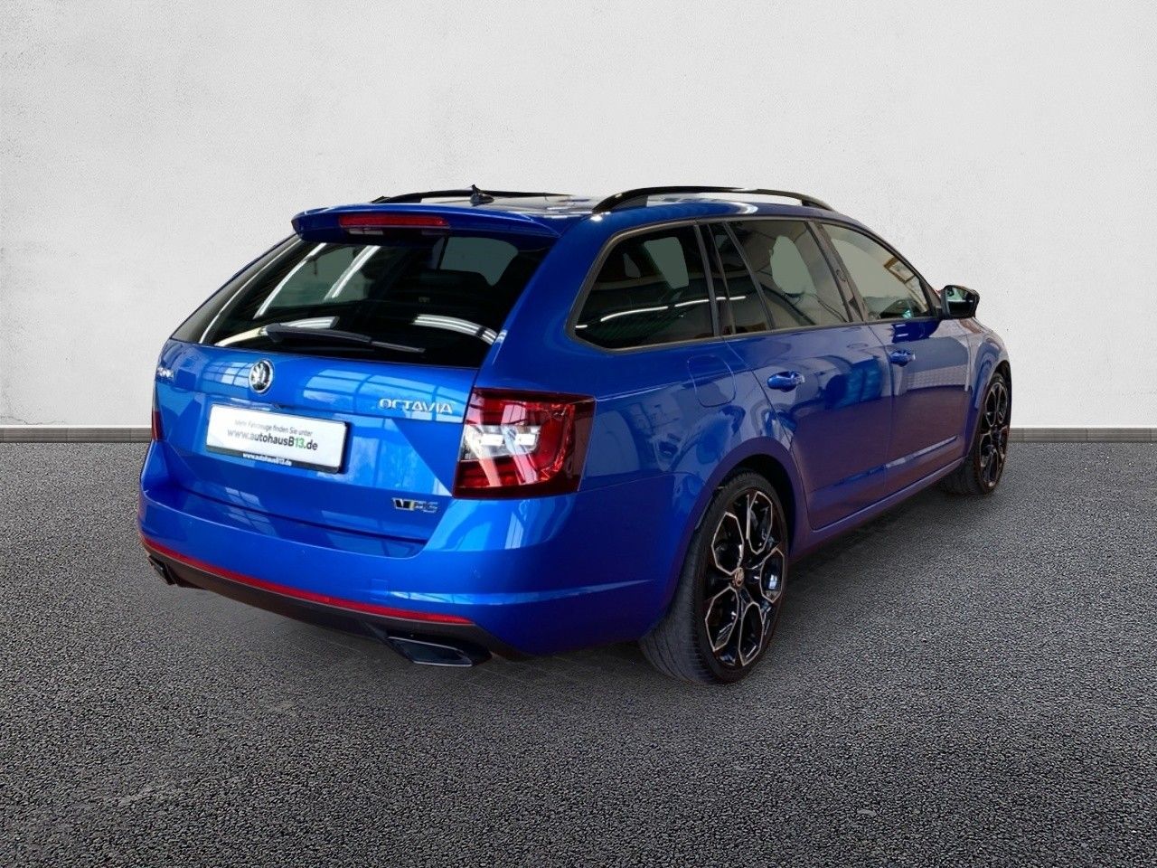 Skoda Octavia Combi RS 2.0 TSI - Samsaru's Car Outlet