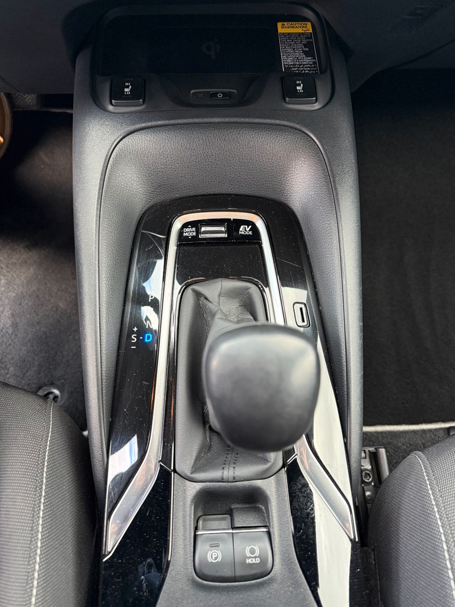 Toyota Corolla Hybrid - Samsaru's Car Outlet