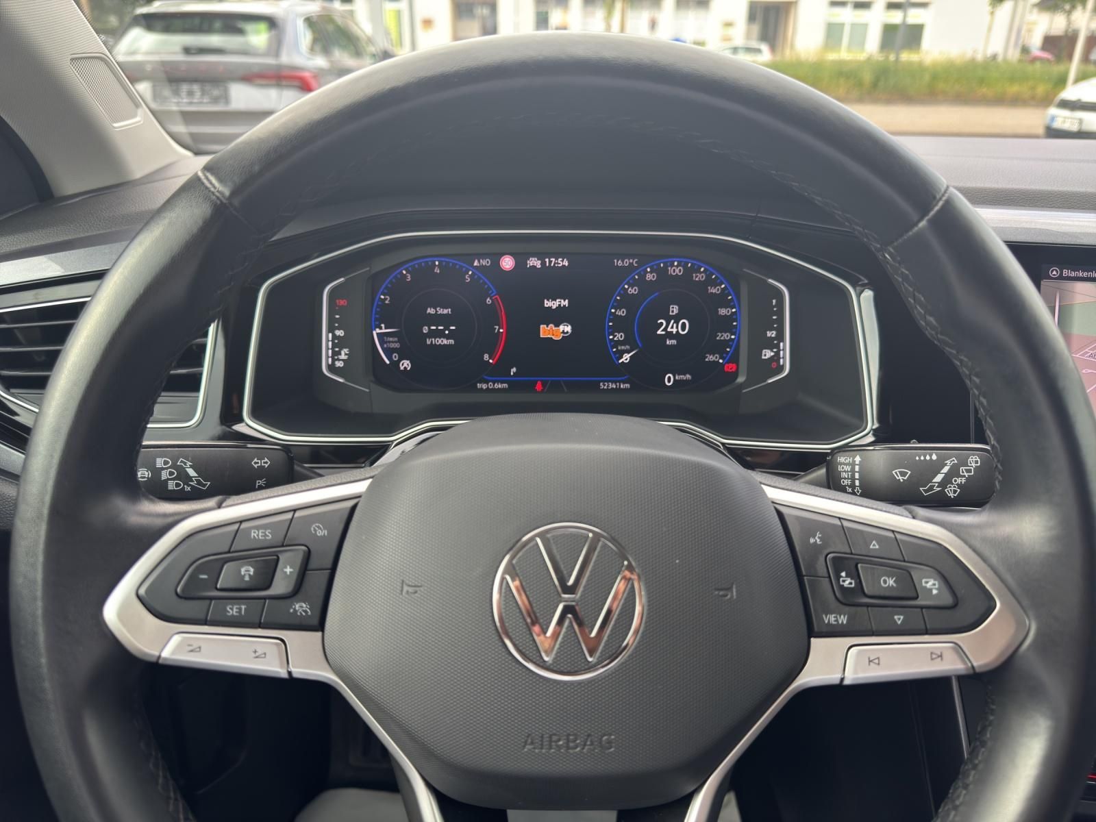 Volkswagen Taigo 1.0 TSI Style - Samsaru's Car Outlet