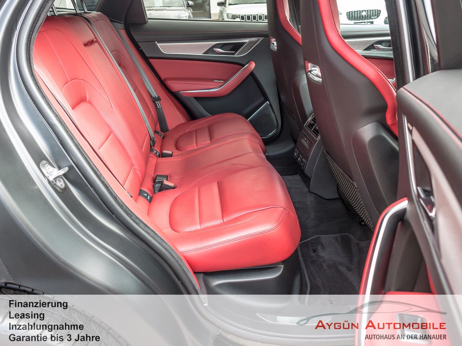 Jaguar F-PACE P400 AWD R-Dynamic HSE 22Zoll* AHK*