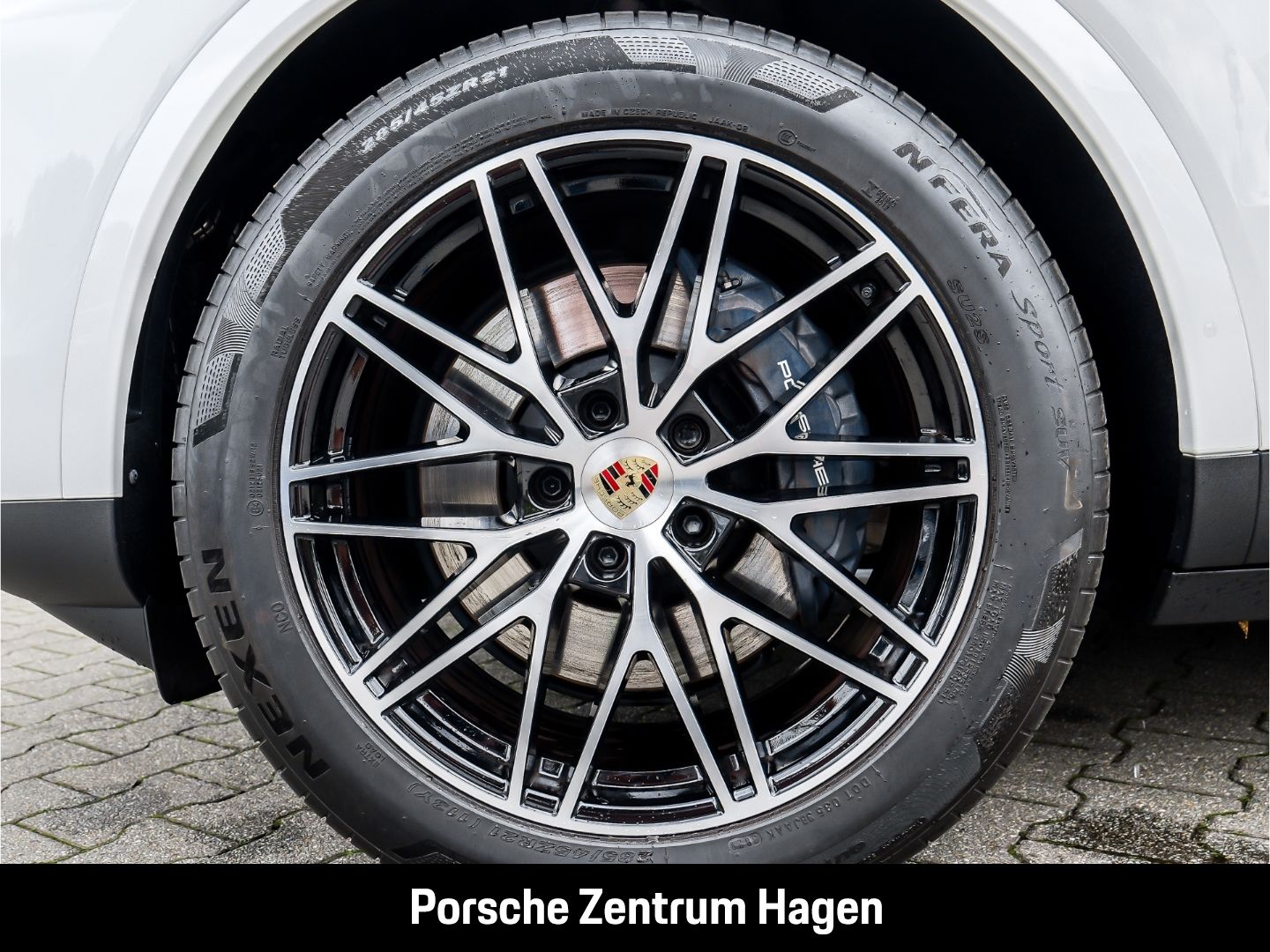 Porsche Cayenne E-Hybrid Coupe BOSE Luftfederung LED