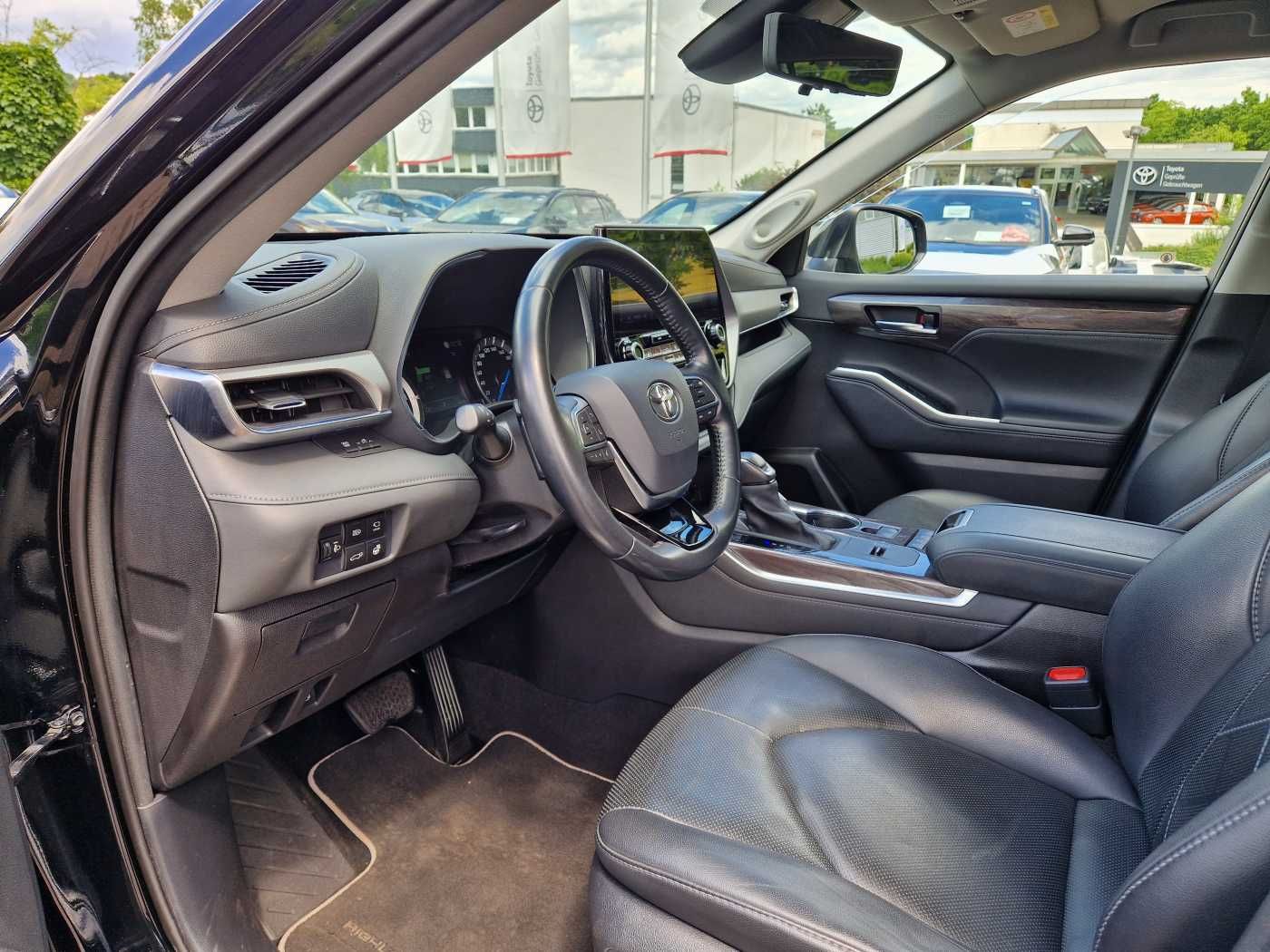 Toyota Highlander 2.5 Hybrid Luxury