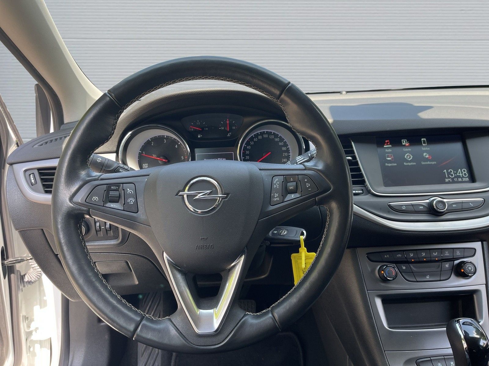 Opel Astra 1.5 CDTI - Samsaru's Car Outlet