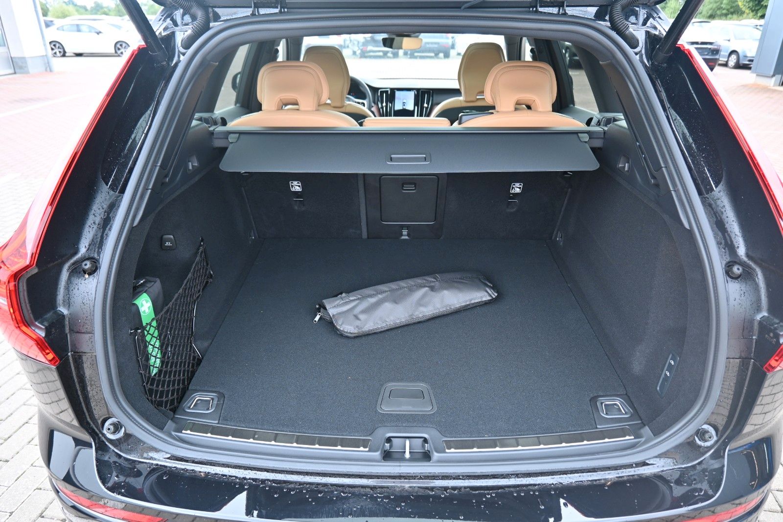 Volvo XC60 B4 D AWD Ultimate Dark*STDHZG*360°*LUFT*ACC