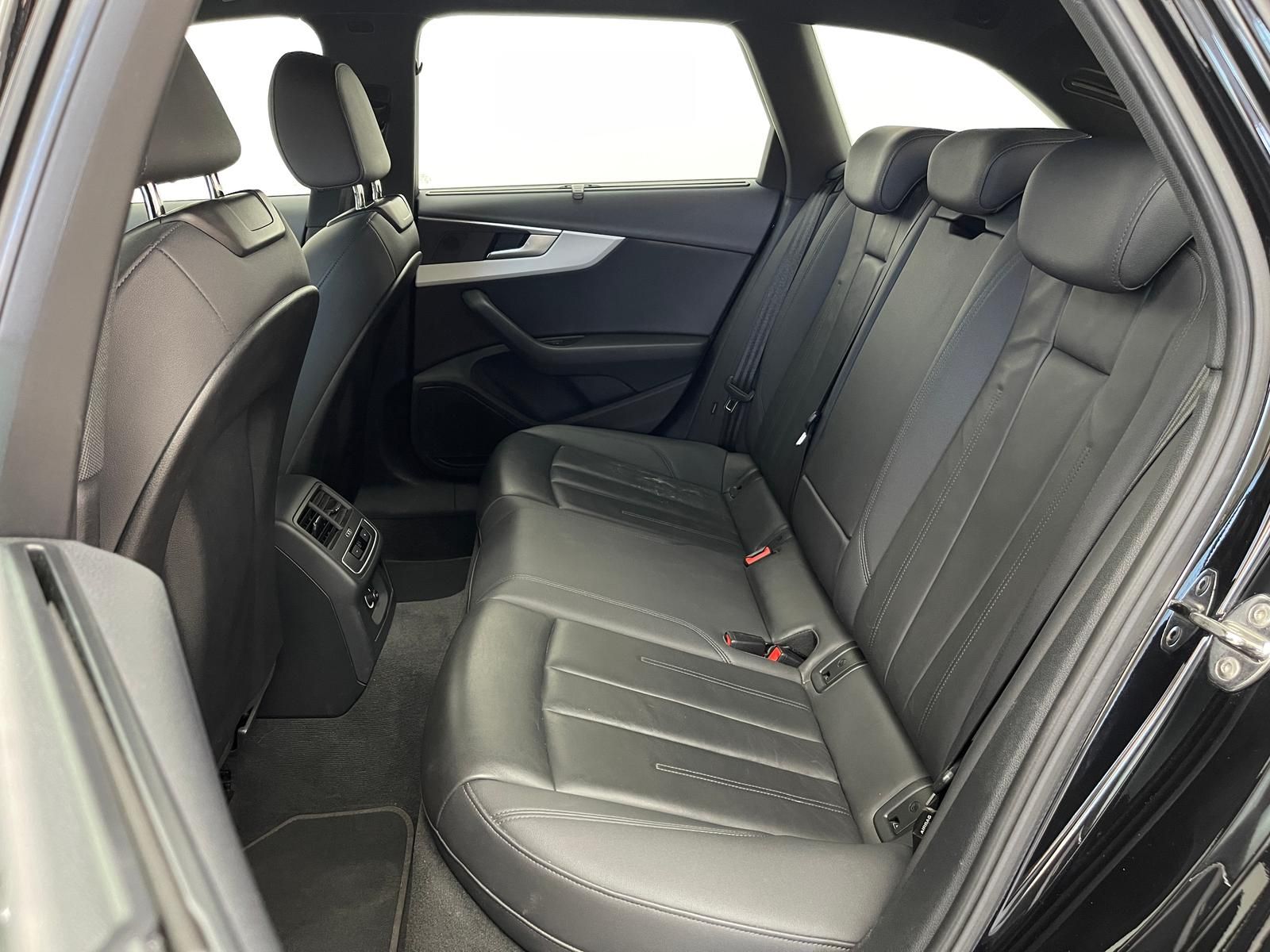 Audi A4 2.0 TDI 35 TDI ADVANCED - Samsaru's Car Outlet