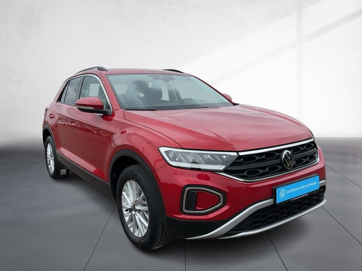Volkswagen T-Roc 1.0 Life - Samsaru's Car Outlet