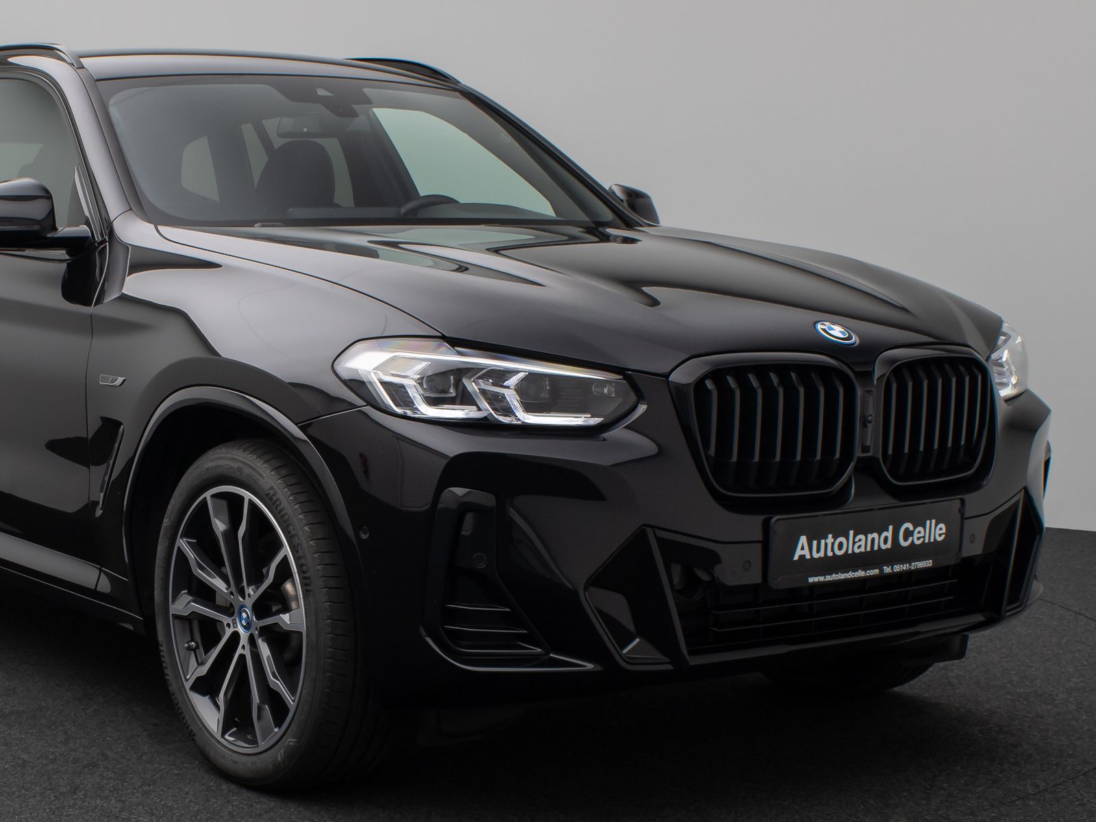 BMW X3 xD30e M Sport - Samsaru's Car Outlet