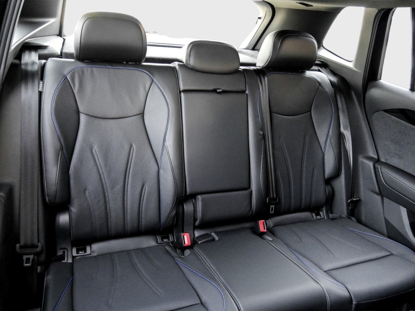 Volkswagen Tiguan R-Line eHybrid AHK 20" Harman Leder IQ.Li