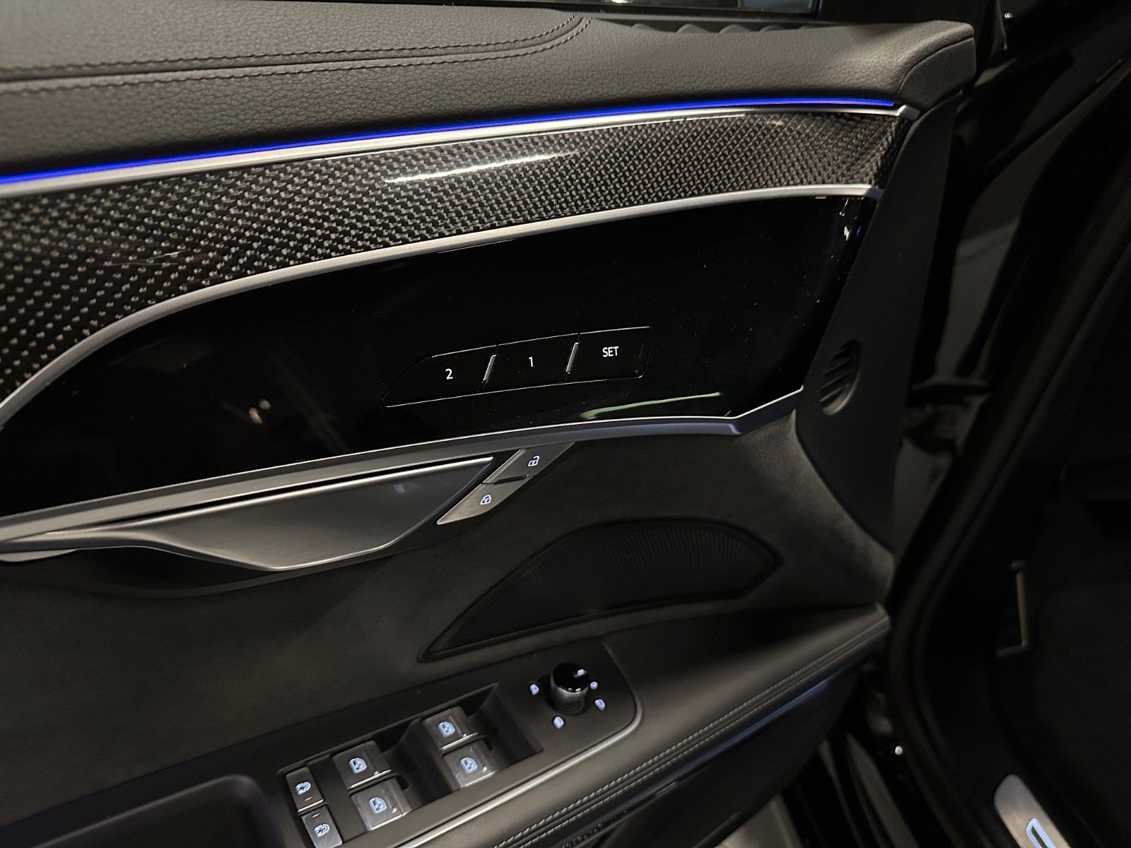 Audi A8 50 TDI quattro S-Line - Samsaru's Car Outlet