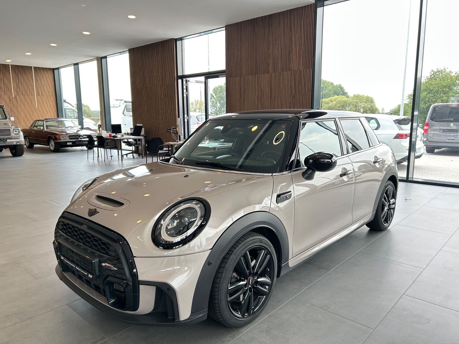 MINI Cooper S John Cooper Works - Samsaru's Car Outlet