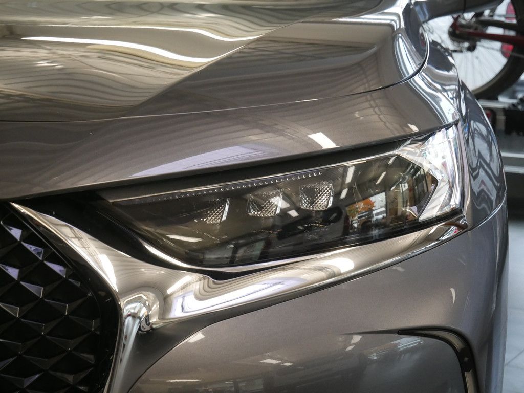 DS Automobiles DS 7 Crossback E-Tense Rivoli 4x4 ACC LED PANO