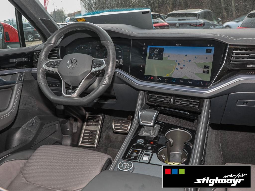 Volkswagen Touareg R-line 3.0TDI HUD+IQ-LIGHT+PANO+STANDHZG