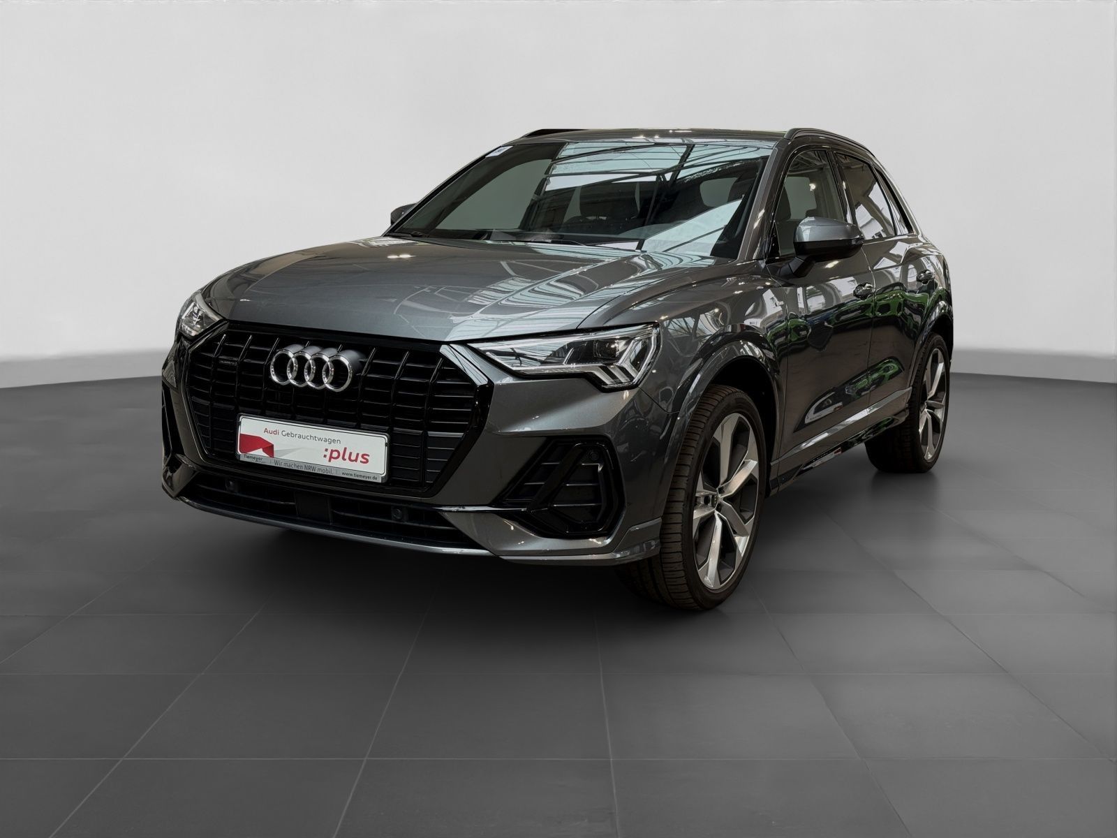 Audi Q3 40 TFSI Q 2x S LINE - Samsaru's Car Outlet